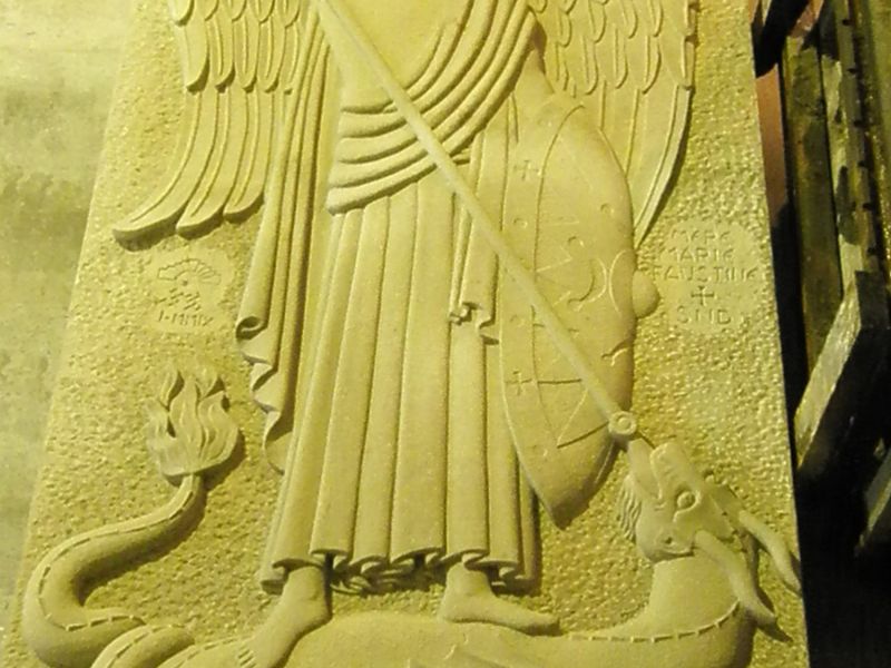 Talla del arcángel San Miguel
